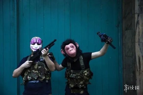 全国首家真人版《绝地求生》来了 赢了真的有鸡吃!