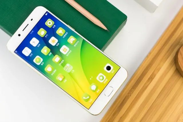 oppo拍照手机和vivo X9哪个好?