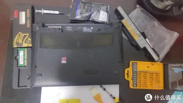 Y430P拆机:安装内存+清灰