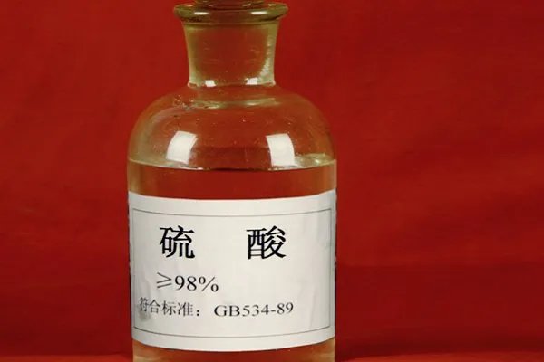 医院确认男生向女子泼洒的是硫酸,硫酸有哪些性质?