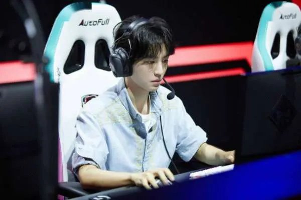 你怎么看待周杰伦王俊凯赛前互放狠话这件事呢?