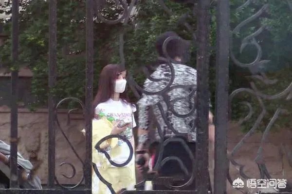 李小璐和贾乃亮有复合的可能吗?