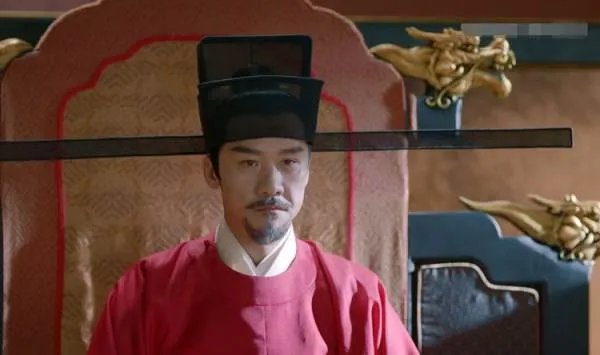 《鹤唳华亭》到底比《庆余年》差在哪里?