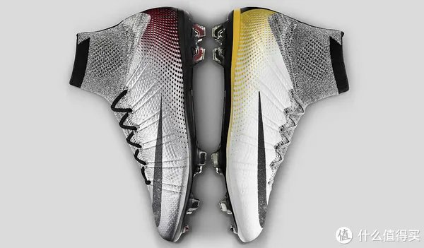 只有天空才是极限:耐克 推出限量版 Mercurial Superfly CR7 324K Gold / Quinhentos 足球鞋