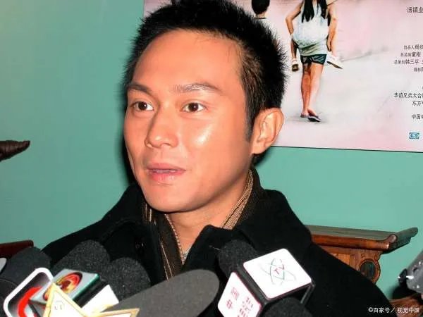 陈小春和张智霖同时参加了节目,大家喜欢陈小春还是喜欢张智霖呢?