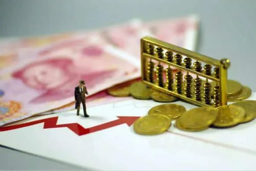 政府出台文件，10月工资可以提前至9月发，你觉得这样的措施合适吗？