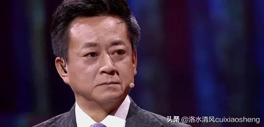 朱军下跪门怎么回事?