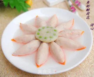 想念家乡那美美的荷塘----鱼虾醉荷花