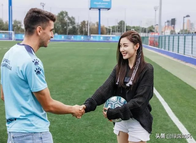 张天爱造访西班牙人俱乐部，为什么没有和武磊互动？