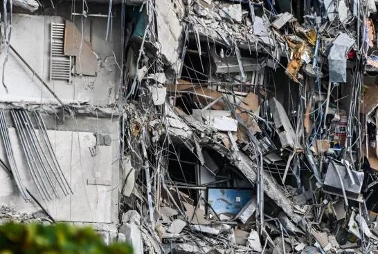 美国佛州楼房倒塌事故最终导致98人遇难,死者家属是否可以得到赔偿?