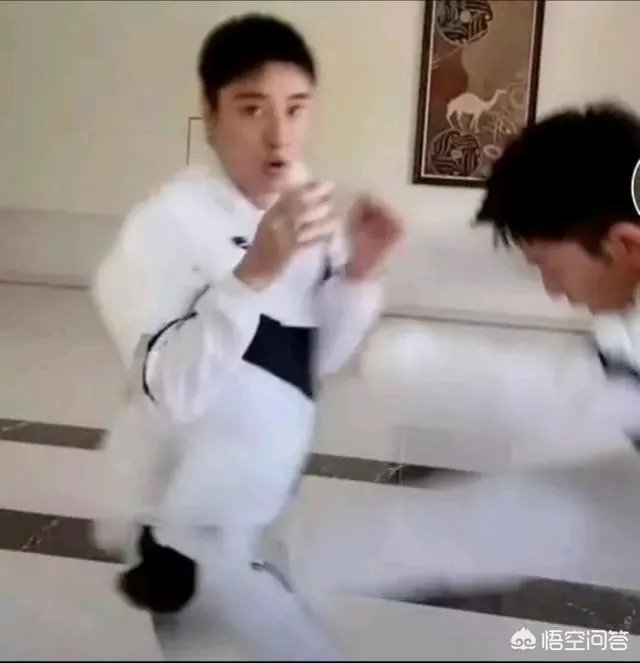 李小璐和贾乃亮有复合的可能吗?