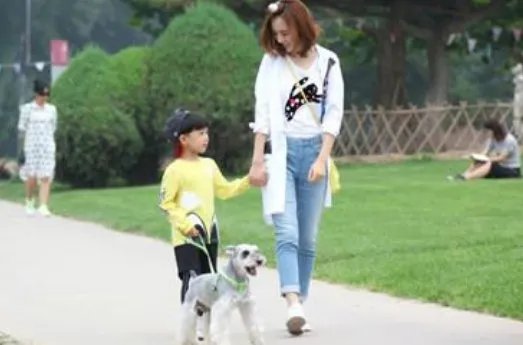 《我的体育老师》中的剧情在现实生活中存在吗?