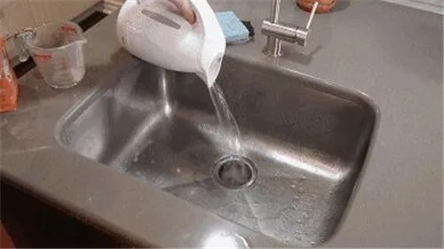 厨房下水道堵了疏通窍门 厨房下水堵塞的几种处理方法