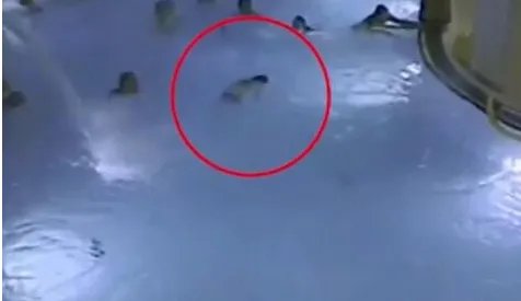 溺水无人理会发现直至漂浮水面被救起是怎么回事?