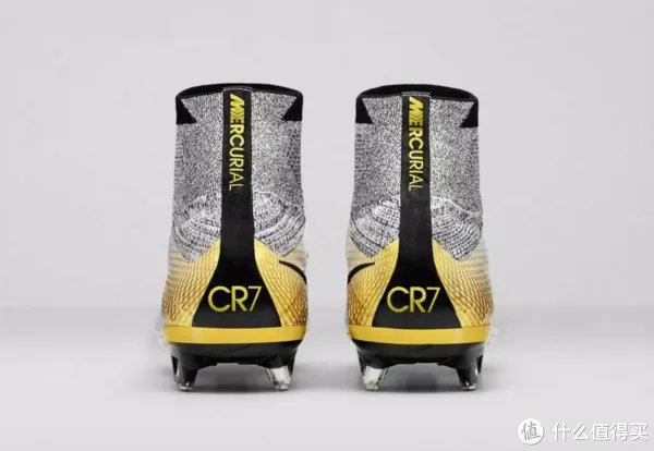 只有天空才是极限:耐克 推出限量版 Mercurial Superfly CR7 324K Gold / Quinhentos 足球鞋
