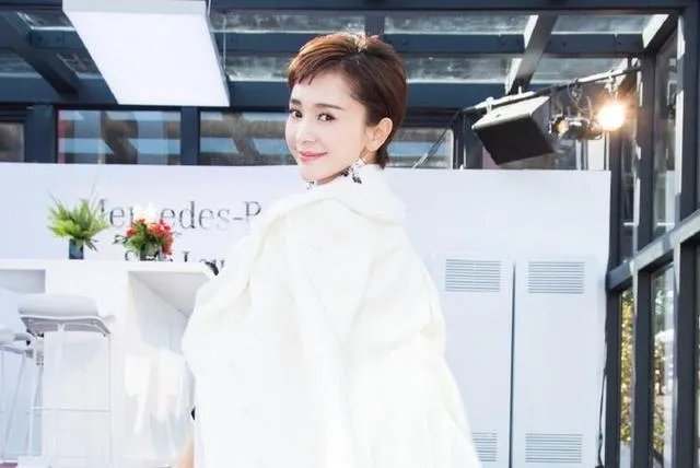 曾为了角色剃光头,演反派差别太大被骂,刘钇彤如今怎样了?
