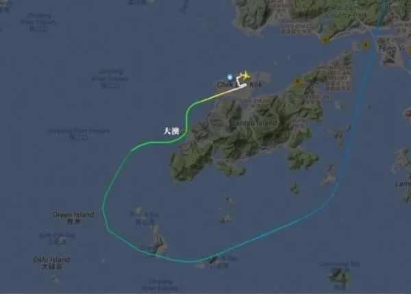 为什么说国航客机险撞山头呢?