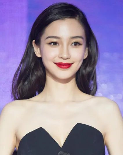 章子怡夸baby演技好,被吐槽商业互捧,还记得当年的郑爽吗?