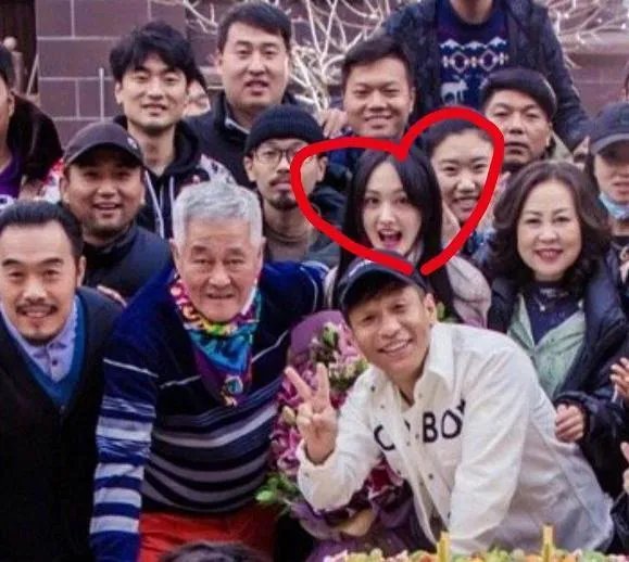 郑爽客串《刘老根4》,是偶像次元破壁,还是她无戏可拍了?