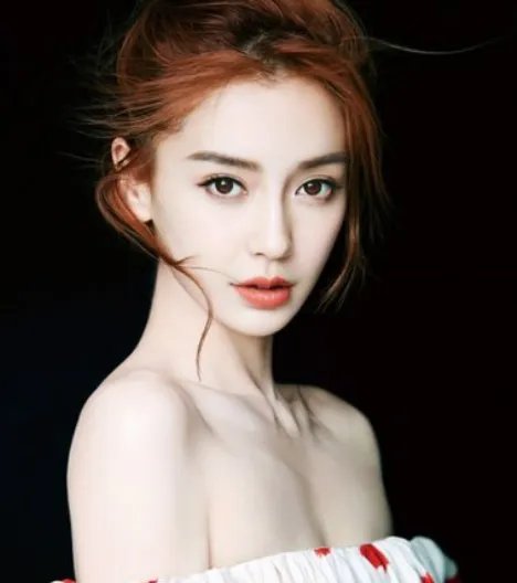 章子怡夸baby演技好,被吐槽商业互捧,还记得当年的郑爽吗?