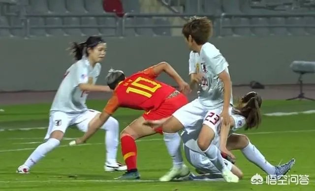 中国女足集体为输日本道歉:对不起球迷,绝非技不如人。你怎么看?