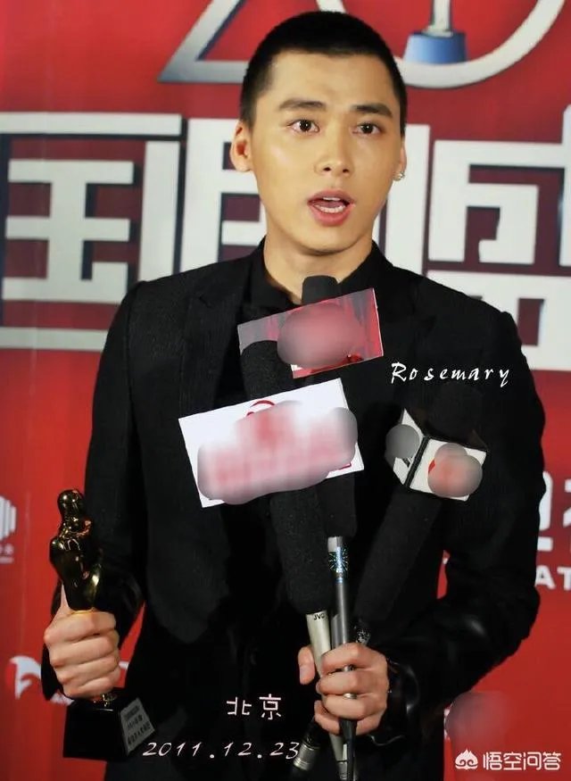 如何评价李易峰在《赏金猎人》里饰演的毓泰?