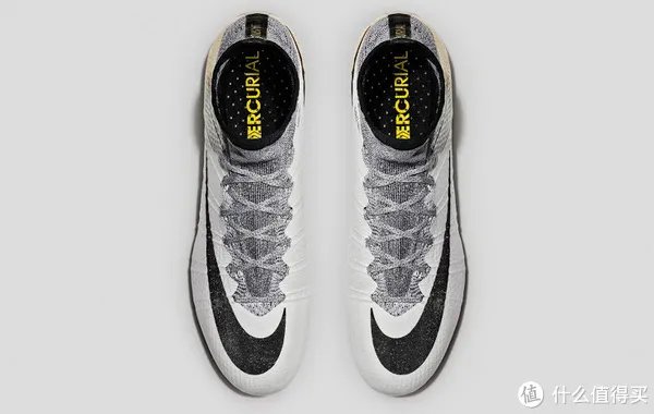 只有天空才是极限:耐克 推出限量版 Mercurial Superfly CR7 324K Gold / Quinhentos 足球鞋