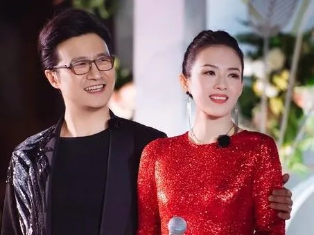 网曝汪峰领女儿做亲子鉴定,章子怡的真面目终于被揭开了,发生了什么事情?