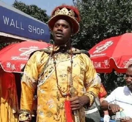 湖人麦基和奥尼尔不和，并曾互骂！麦基认为他和奥胖是两个世界的人，为什么？