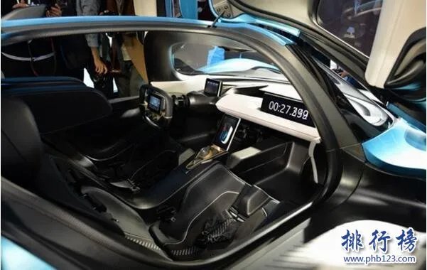 世界上最快的电动跑车:蔚来EP9(最高时速313km/h)