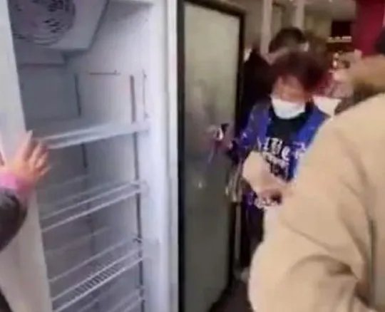 上海肯德基食物银行疑遭哄抢,什么是“食物银行”?